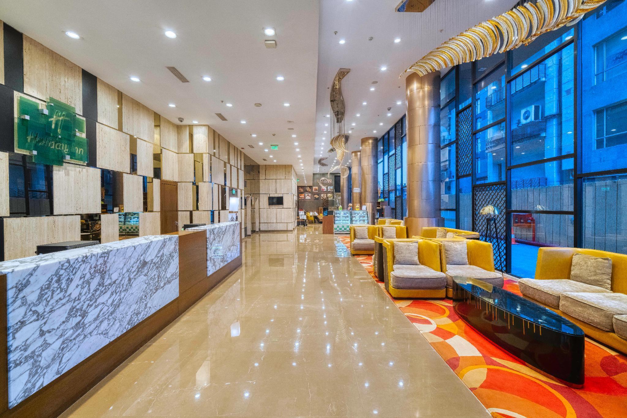 Holiday Inn Kolkata Airport By Ihg Exteriör bild Lobby
